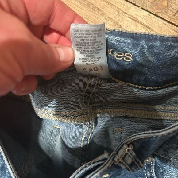 Maurices jeans skinny distressed holes size XS-R - Picture 5 of 8